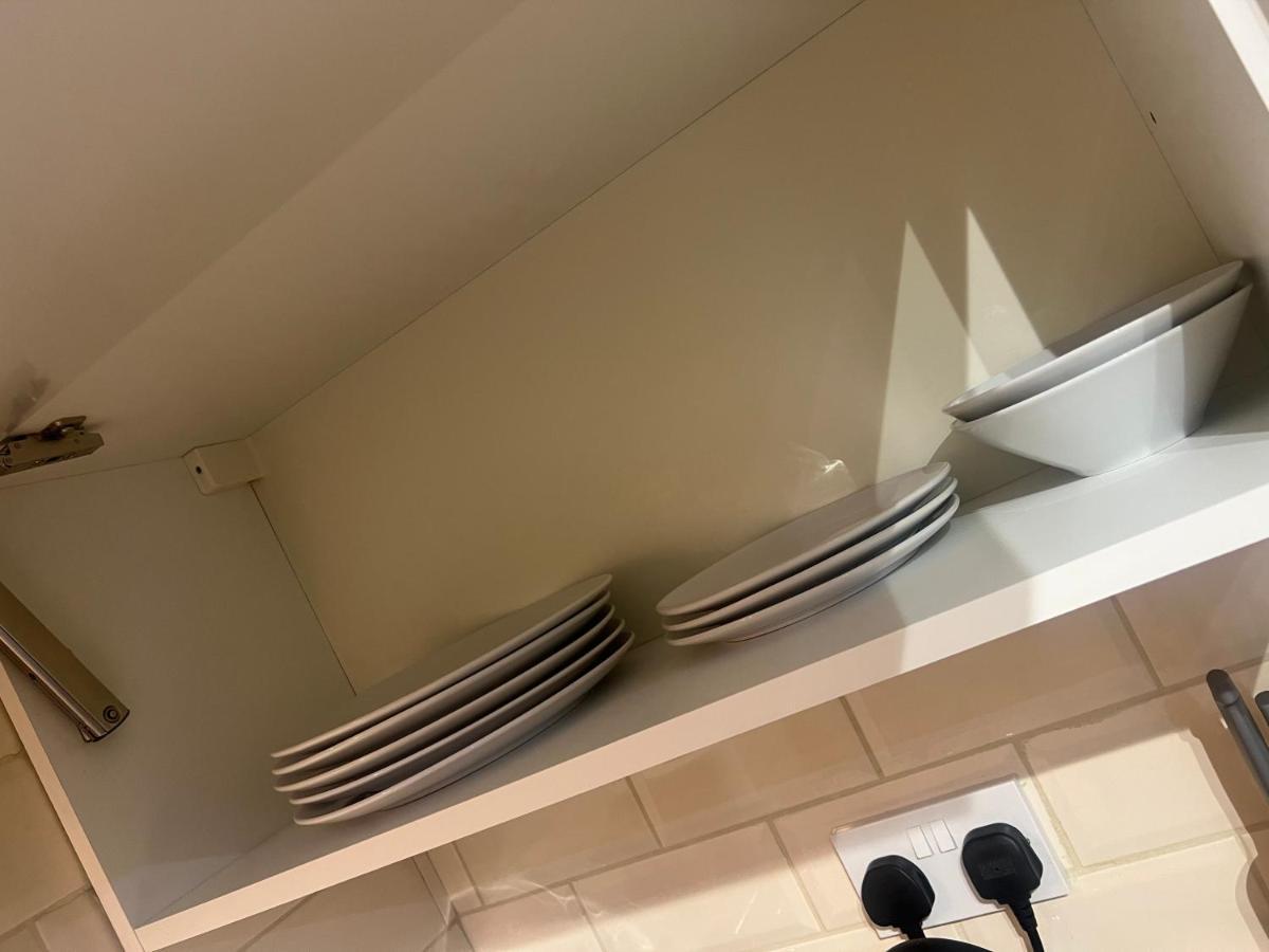 Large Modern Studio Flat Lägenhet London Exteriör bild